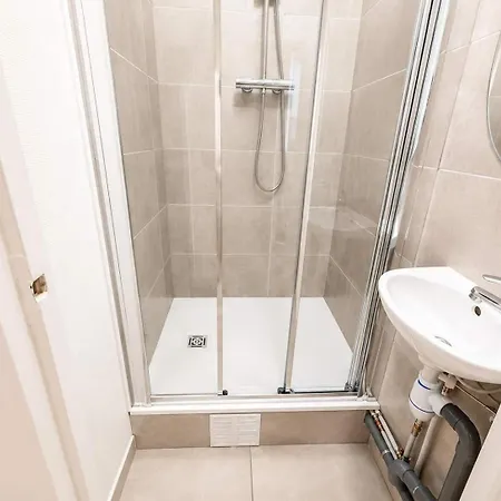Equipe Proche Metro Apartamento *